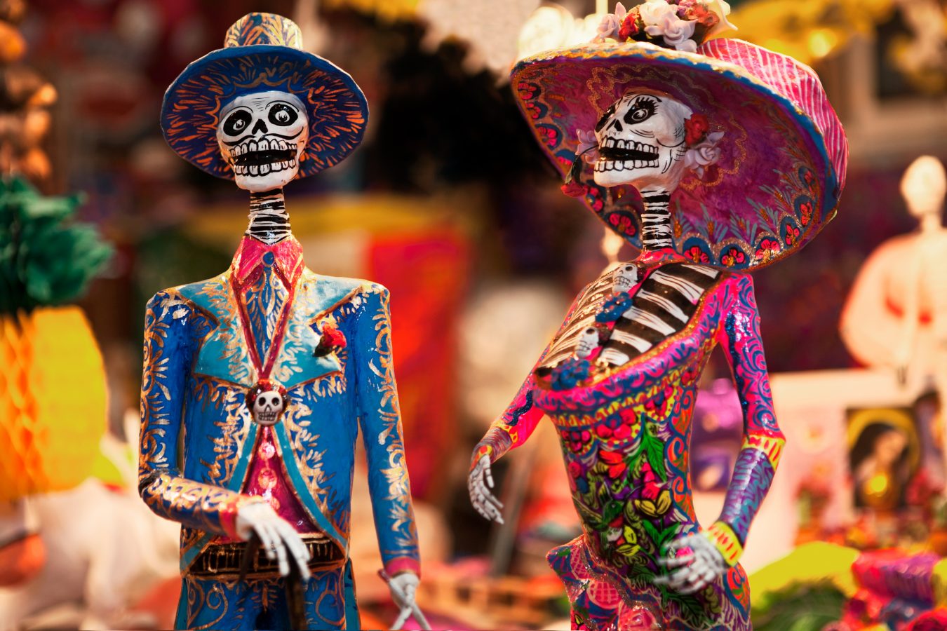 Day-of-the-Dead-Figurines-in-Mercado2-003.jpg