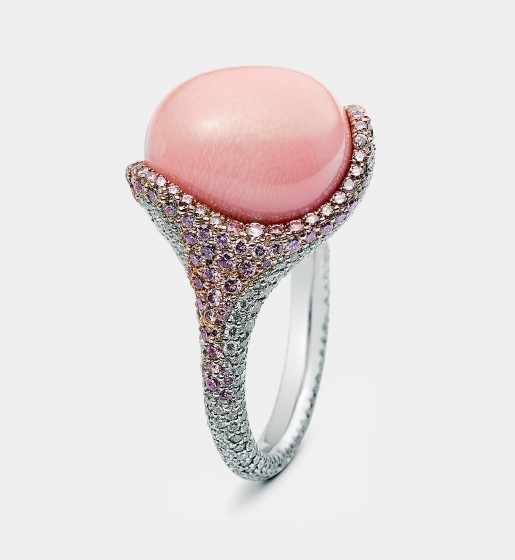 MONTECRISTO Magazine Spring 2015: Mikimoto Conch Pearls