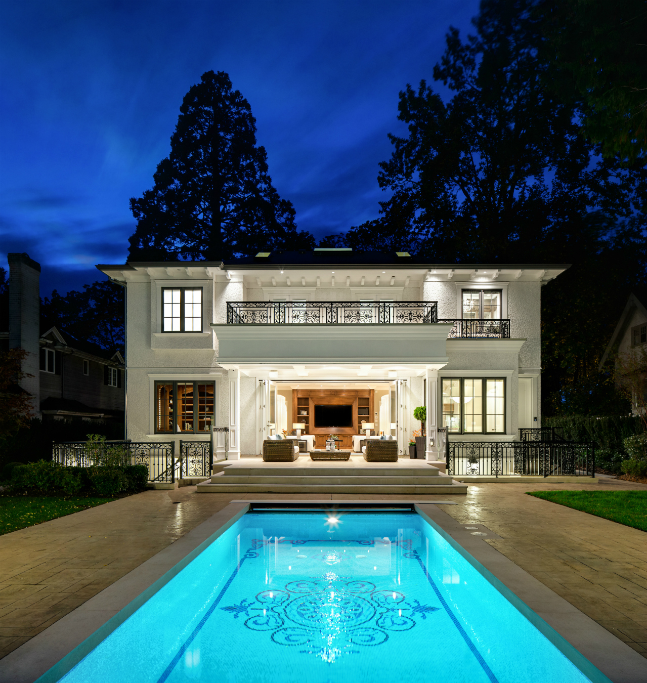 Vancouver Versace House | MONTECRISTO