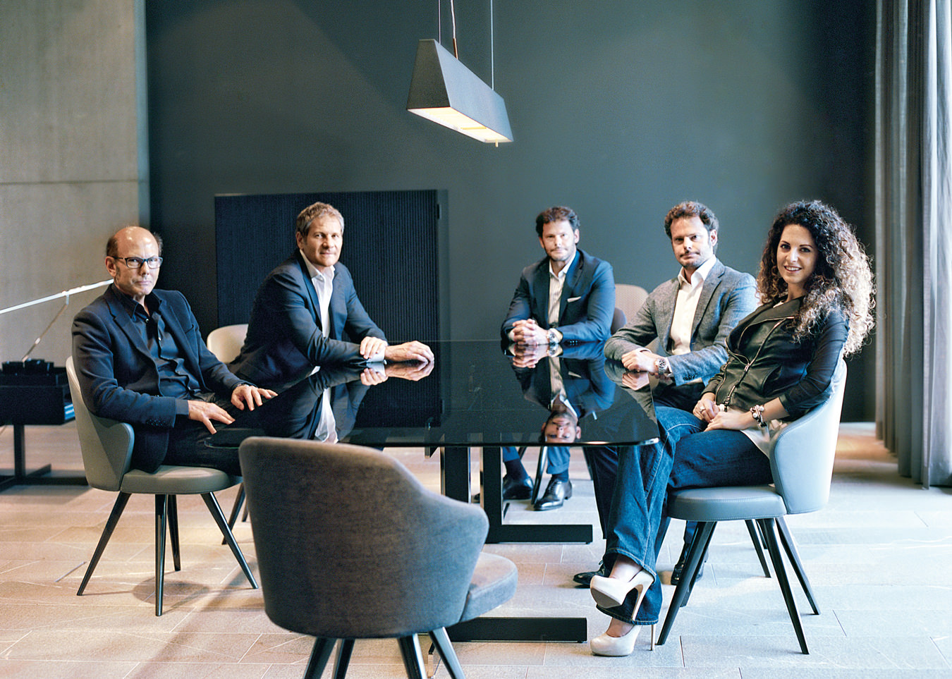 Minotti furniture family