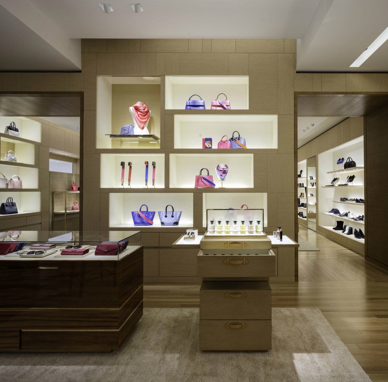 Louis Vuitton Holt Renfrew Vancouver | MONTECRISTO