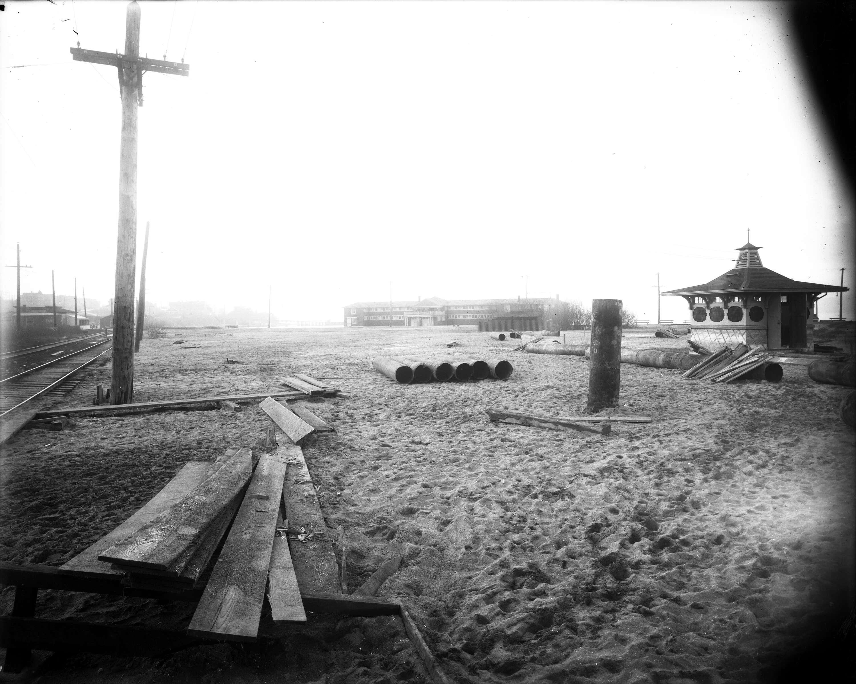 Kits Beach, 1914. City of Vancouver Archives.