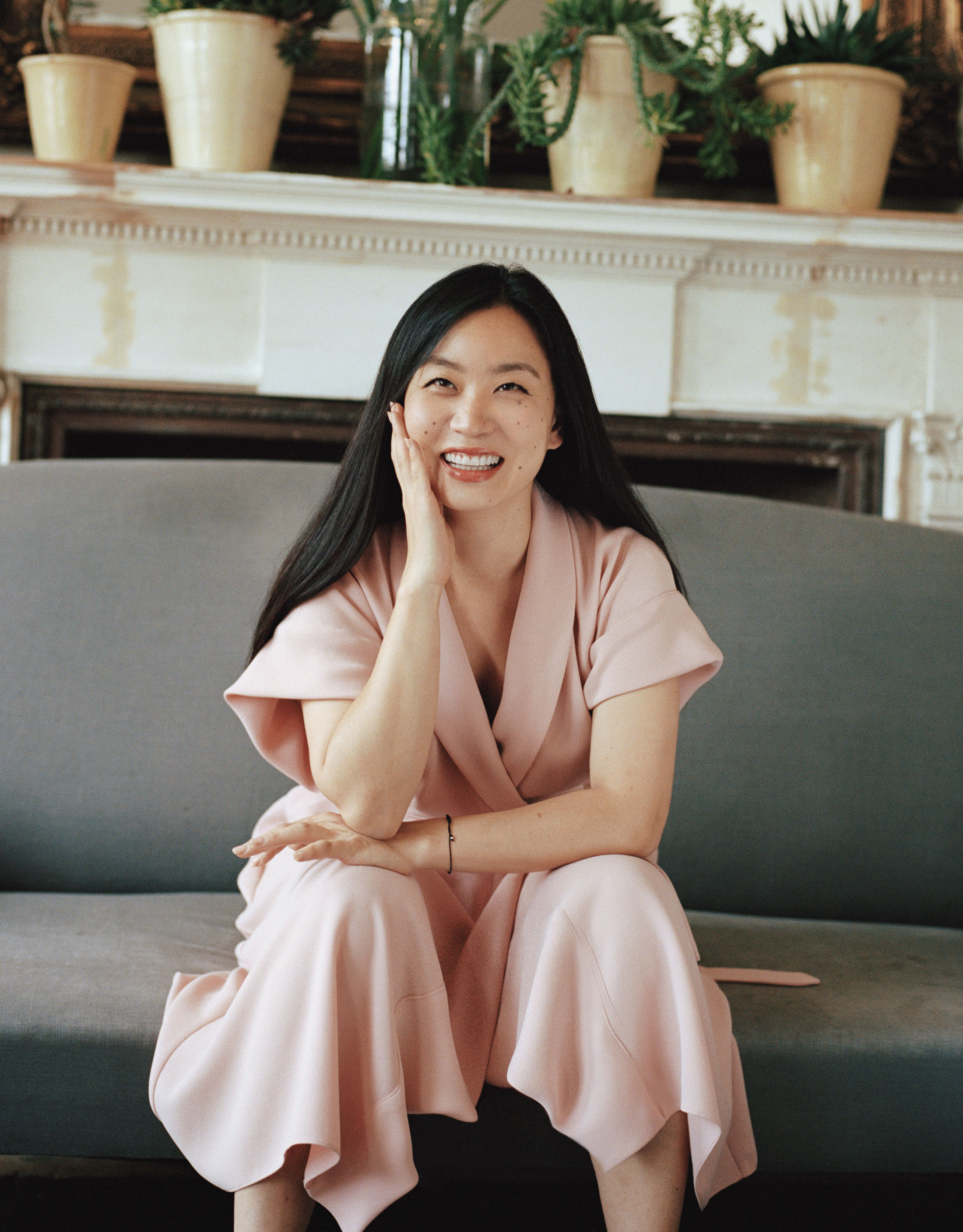 Edeline Lee Makes Smart Dresses for Successful Women | MONTECRISTO