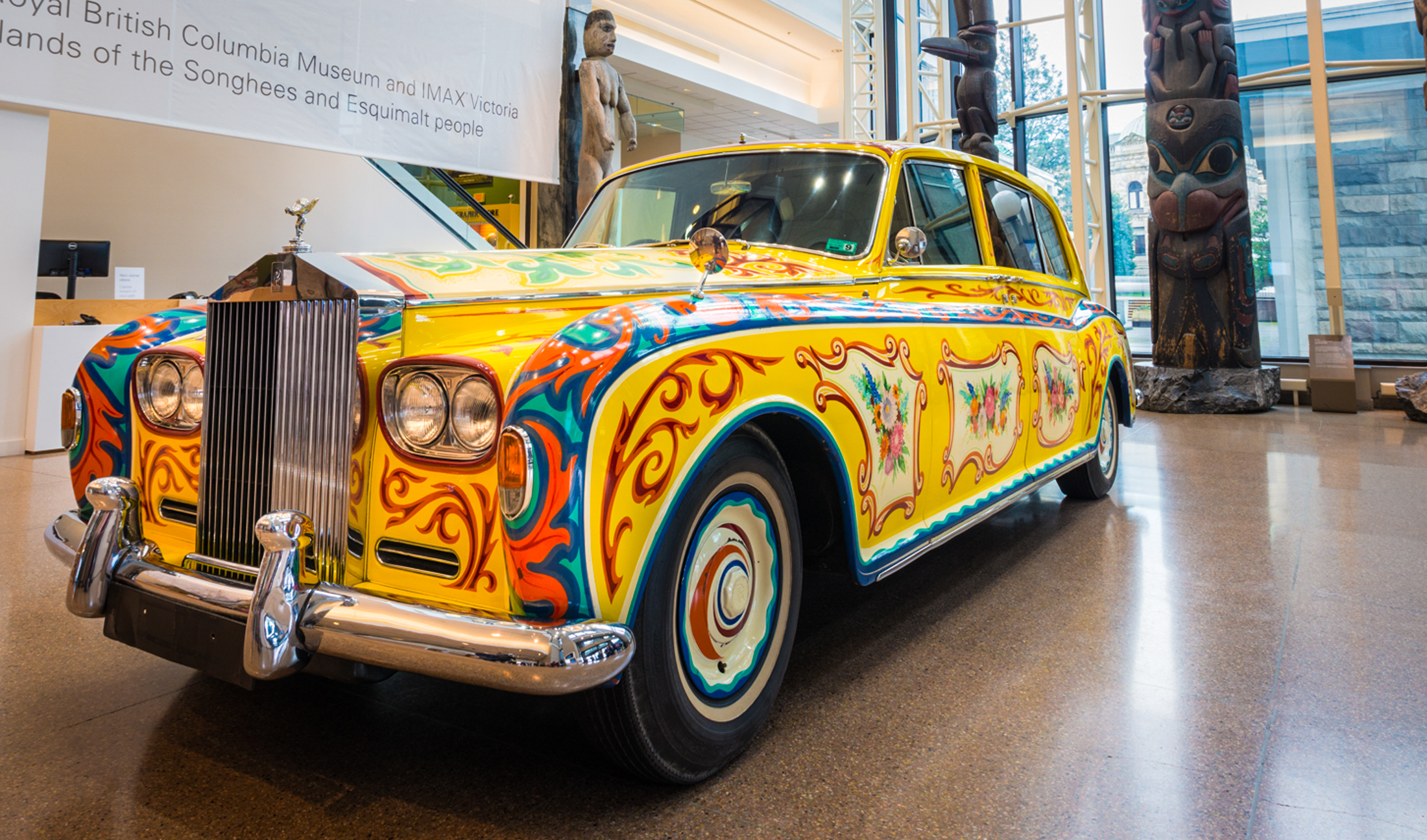 How John Lennons Psychedelic Rolls-Royce Ended up in B.C. | MONTECRISTO