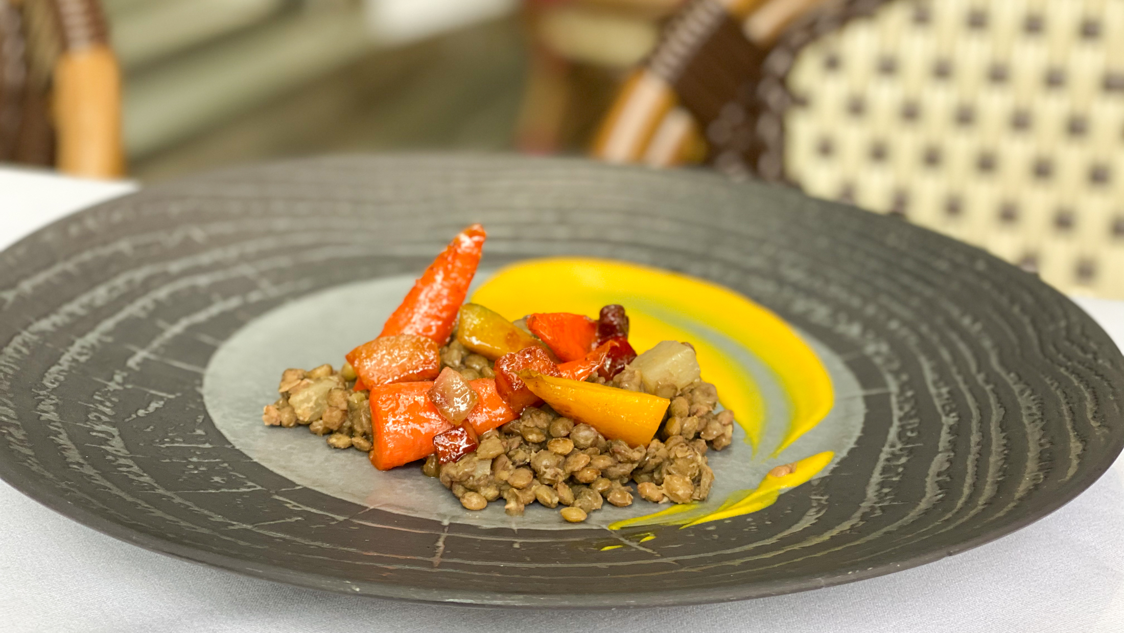 How do lentils grow picture