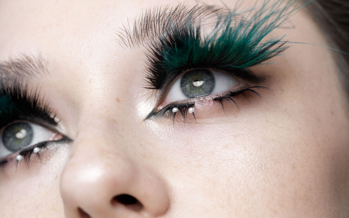 Uncovering The Truth Of Your Fake Eyelashes - The Sustainability