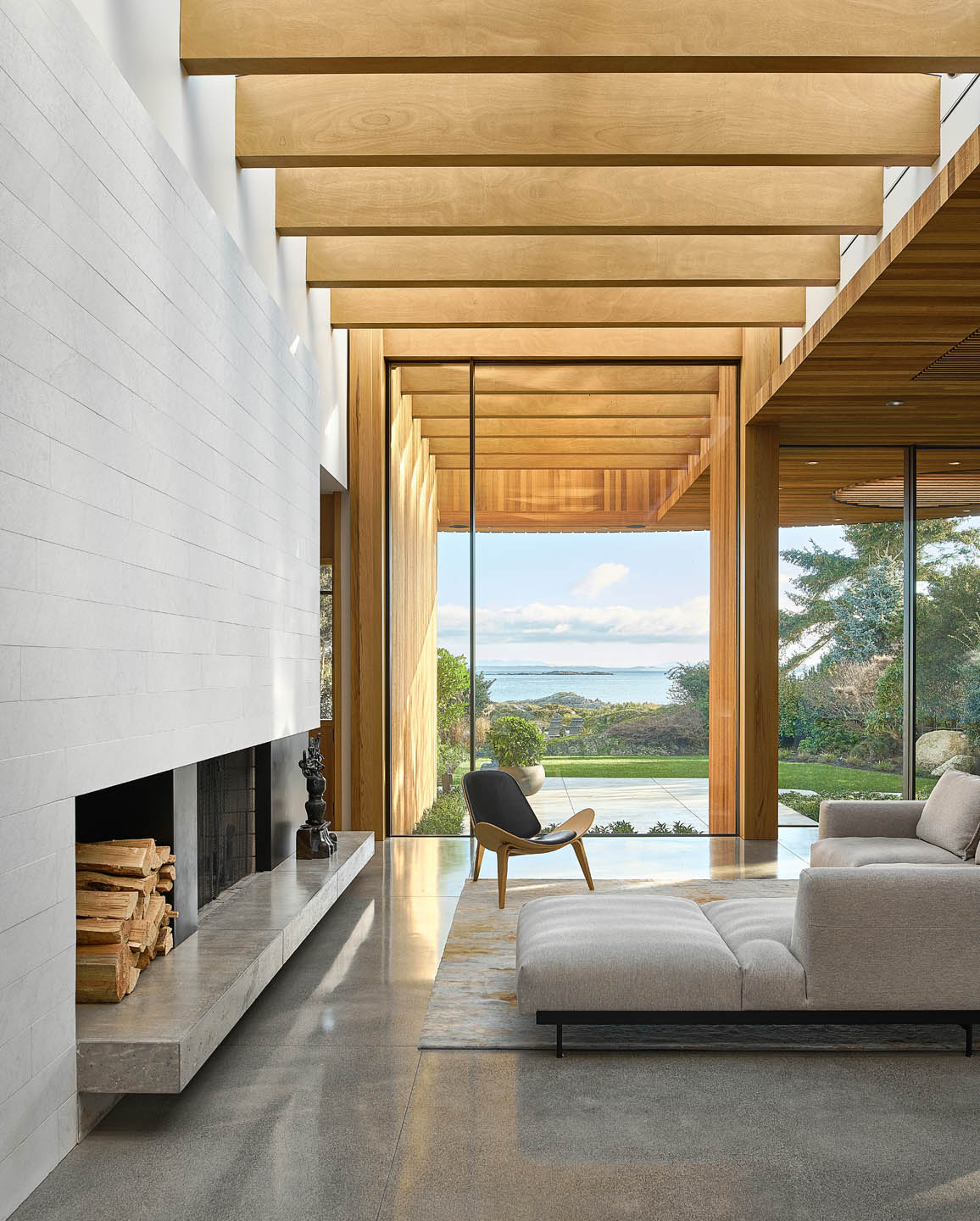 Funnel Cove House. Daustudio. Photo by Joshua Lawrence Studios.