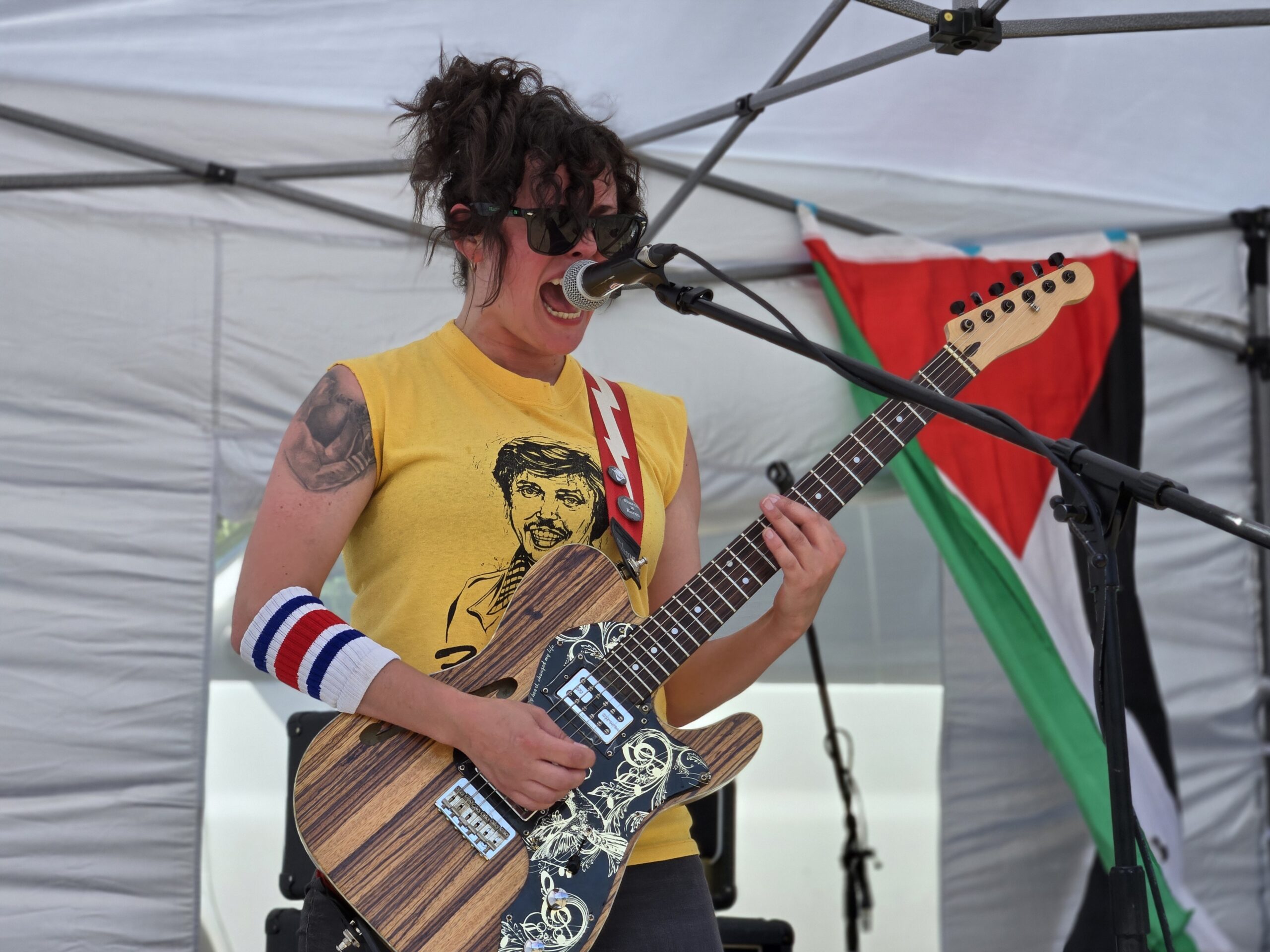 Kristy-Lee Audette performs with Rong at Vancouver Hot Sauce Fest.